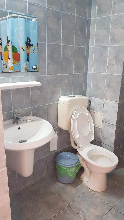 Vila Evy Hotel Костинещи Екстериор снимка