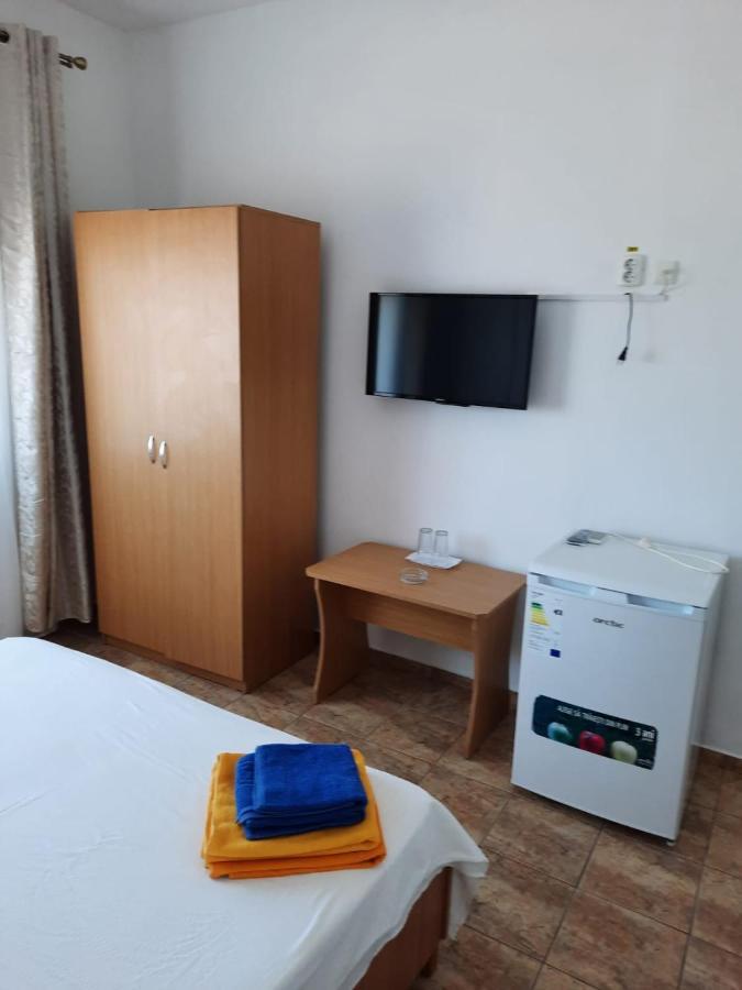 Vila Evy Hotel Костинещи Екстериор снимка